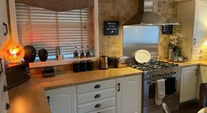2 Bed Cottage - Bawtry Superb Accommodation - Image 5