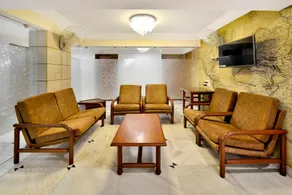 OYO 10197 Hotel Apex - Image 3