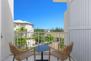 Luxury Salt Village 2 Bed Apartment! - Image 5