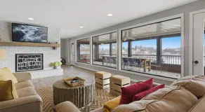 Family-Friendly Lakefront Home Near Shorty Pants Bar | 21 MM - Image 2