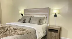 Premium convenient stays - Image 3