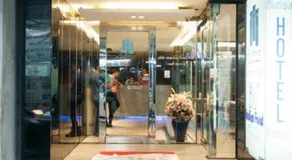 Blutique Hotel - Image 4