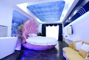 Youthful Memories Theme Hotel - Image 2