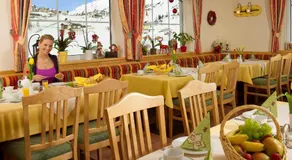 Hotel & Appartement Auerhahn - Image 5