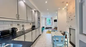 Seymour Place Lovely contemporary ground floor apartment - Image 3