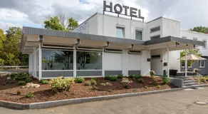 Hotel Clement - Bed & Breakfast - Image 5