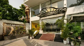 Royal Hotel & Spa Vinh Yen 2 - Image 2