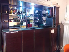 Holla-Jobi Guest House - Image 3