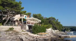 Beachfront house Pope B&B - Image 5