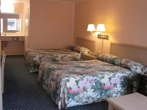 Nisei Inn - Image 3