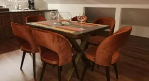 Gold Apartment - Image 4