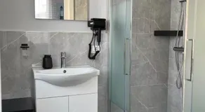 James Home - Image 2