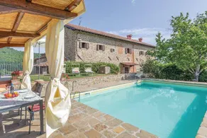 Beautiful country, lovely views over the Tuscan countryside, private pool - Image 2