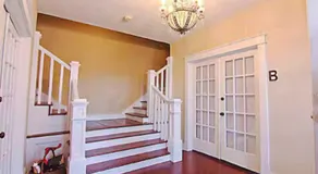 Downtown Florence Condo Pet Friendly Near Attractions - Image 4