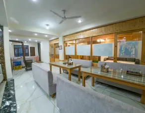 Dargeli's Stay - Image 4
