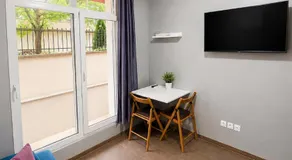 Lazy studio & private parking - Image 2