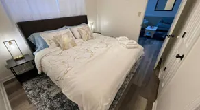 NEW King Beds 86 inch RokuTV and Massage at the Comfort Haven - Image 2