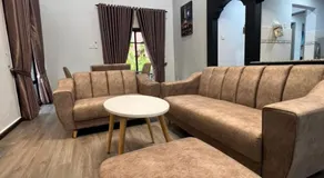 EIFFEL VILLA HOMESTAY - Image 3