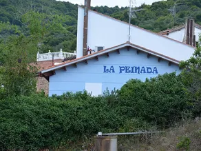 Apartamentos La Peinada - Image 3