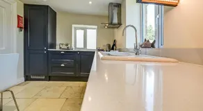 Rose Cottage - Image 3