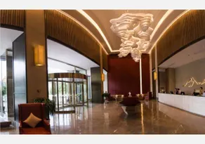 Echeng Hotel Laibing Jinxiu Shuidian Tower - Image 3
