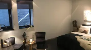 WK12 Suite - Image 2