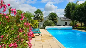Gîte Pause au jardin piscine chauffée - Image 2