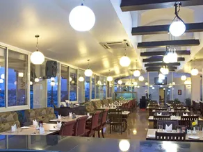 KR Inn Hotel & Convention Centre - Image 4