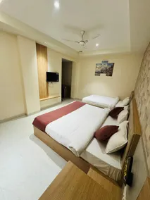 DC VILLA - Image 2