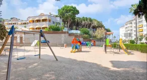 LA MER BLEUE, Boutique Apartament with free parking, full equipped in Fenals Beach - Image 4