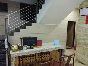 Shangxi Apartment - Image 3