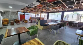 Vualiku Hotel & Apartments - Image 4