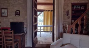 A La Maison des Oiseaux - Image 2