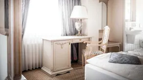Elbroich Hotel Düsseldorf - Image 3