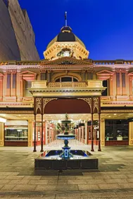 Happy BNB deluxe suit in adelaide CBD - Image 3