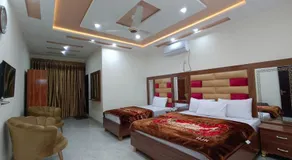 Decent Palace Hotel - Image 4