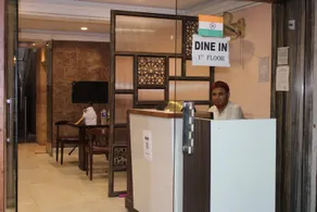 Park Royale Hotel - Image 3