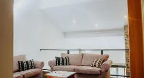 Alpine Woodsmoke Apartments - Image 2