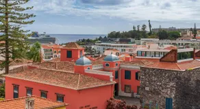 Dans le centre ville, vue sur la mer - Casa Santa Clara - Image 3