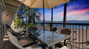 Waters Edge Jewel with Lake Views - HOA Access - Image 4