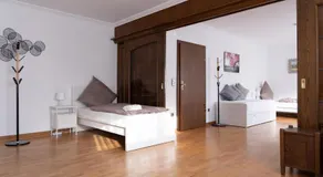 Casaba Suite 2-150qm-4 Rooms-Free Private Parking-House with garden - Image 2