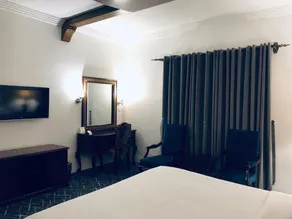 Royalton Hotel Faisalabad - Image 4