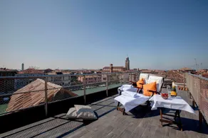 ACQUAMARE Suite with Roof terrace & Canal view - Image 2