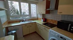 5 mn, 450m walk Metro La Defense, 3 bedrooms, Parking - Image 4