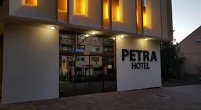 Petra Hotel - Image 4