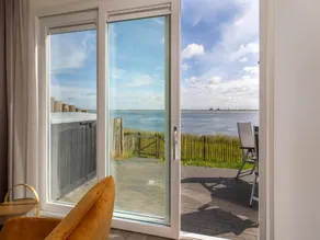 Unique apartment, located on the Oosterschelde and marina of Sint Annaland - Image 5