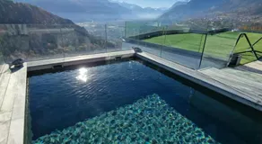 Bella & Flocon Exclusive Private Pool, Spa & Sauna Min 2 Nights - Image 2