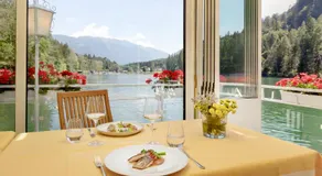 Parkhotel Tristachersee - Image 2
