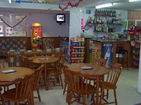 Las Torres Apartments - Image 2