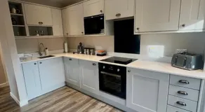 THE ESK - Modern 1 bedroom apartment in centre of Melrose. - Image 3